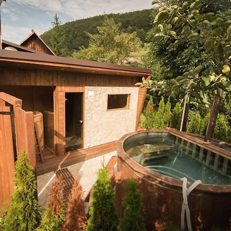 Villa Dumbierka - B&B, Wellness, Brewery, Ebikes Mýto pod Ďumbierom Dış mekan fotoğraf