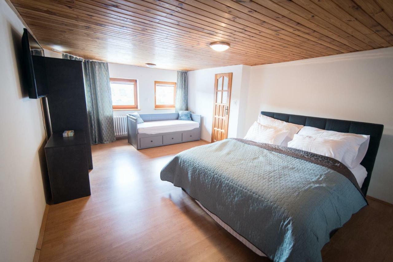 Villa Dumbierka - B&B, Wellness, Brewery, Ebikes Mýto pod Ďumbierom Dış mekan fotoğraf