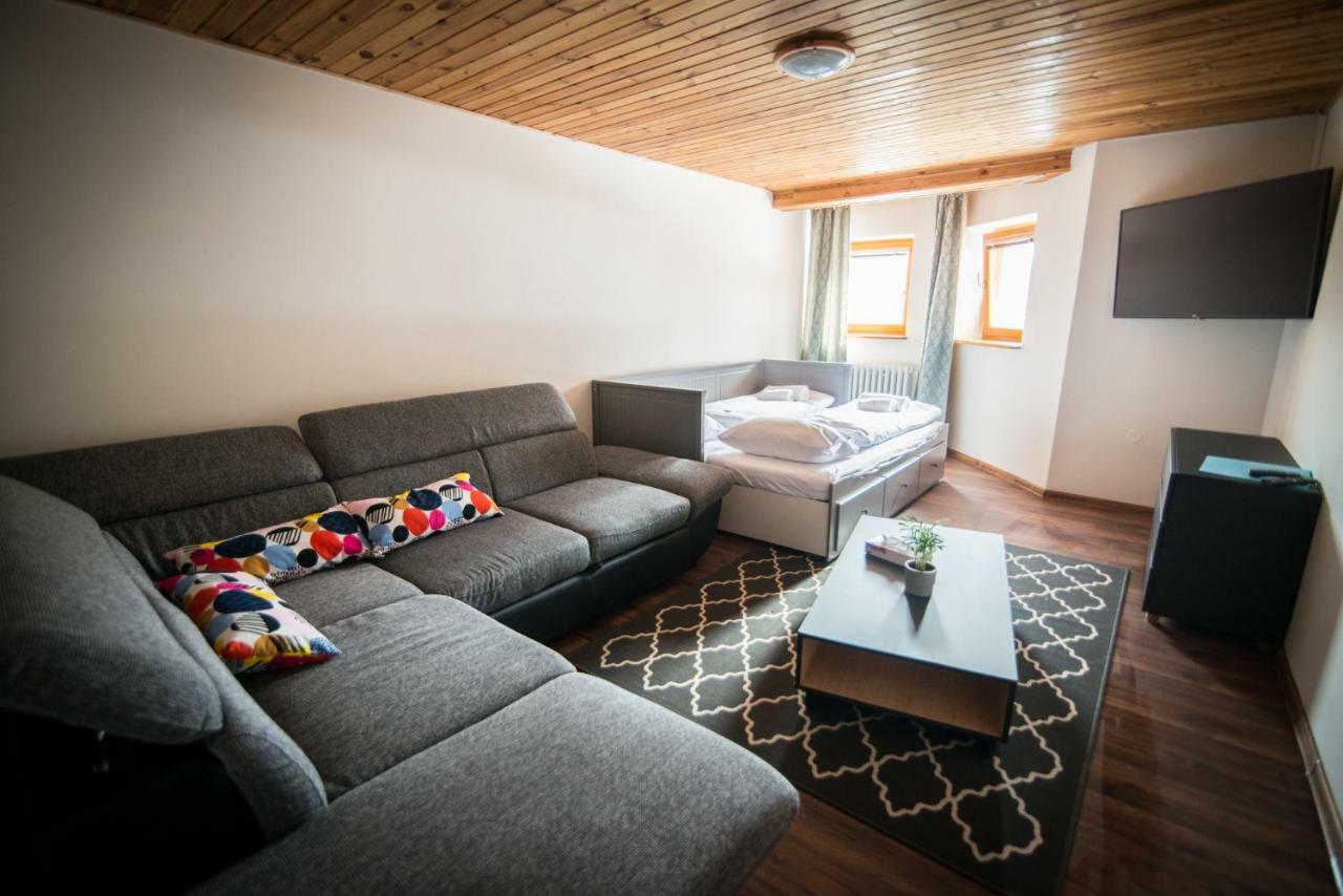 Villa Dumbierka - B&B, Wellness, Brewery, Ebikes Mýto pod Ďumbierom Dış mekan fotoğraf