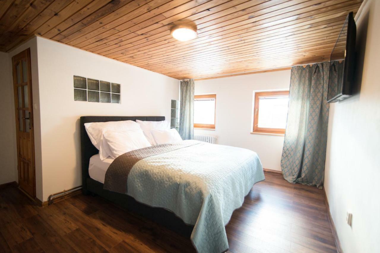 Villa Dumbierka - B&B, Wellness, Brewery, Ebikes Mýto pod Ďumbierom Dış mekan fotoğraf